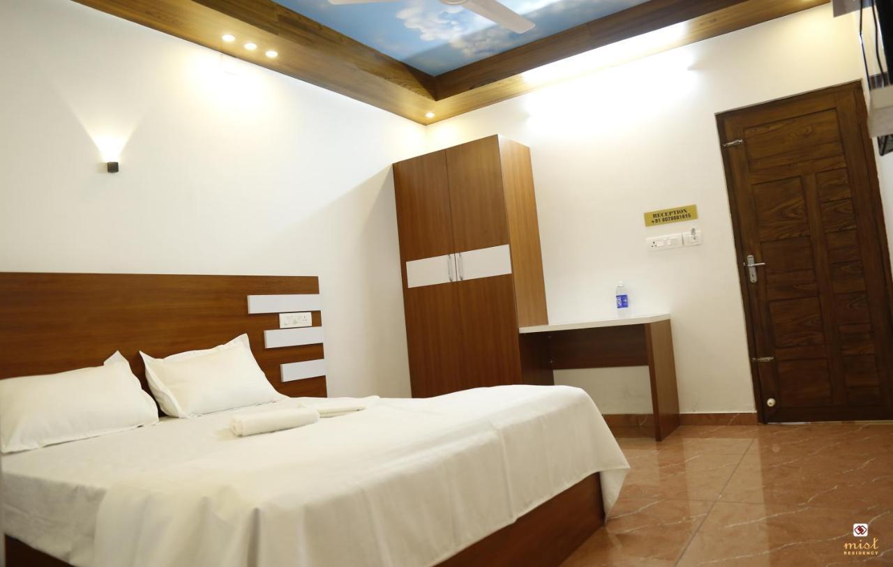 Mist Residency Hotel Kattappana Luaran gambar
